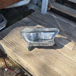 2019-2023 Ford Ranger Passenger Side Headlight