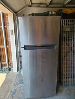 YES IT'S AVAILABLE Nice Stainless Steel Whirlpool Refrigerator