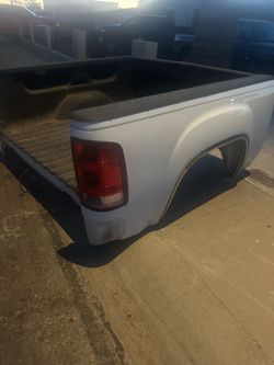 GMC Sierra Short bed 2008-2013 parts