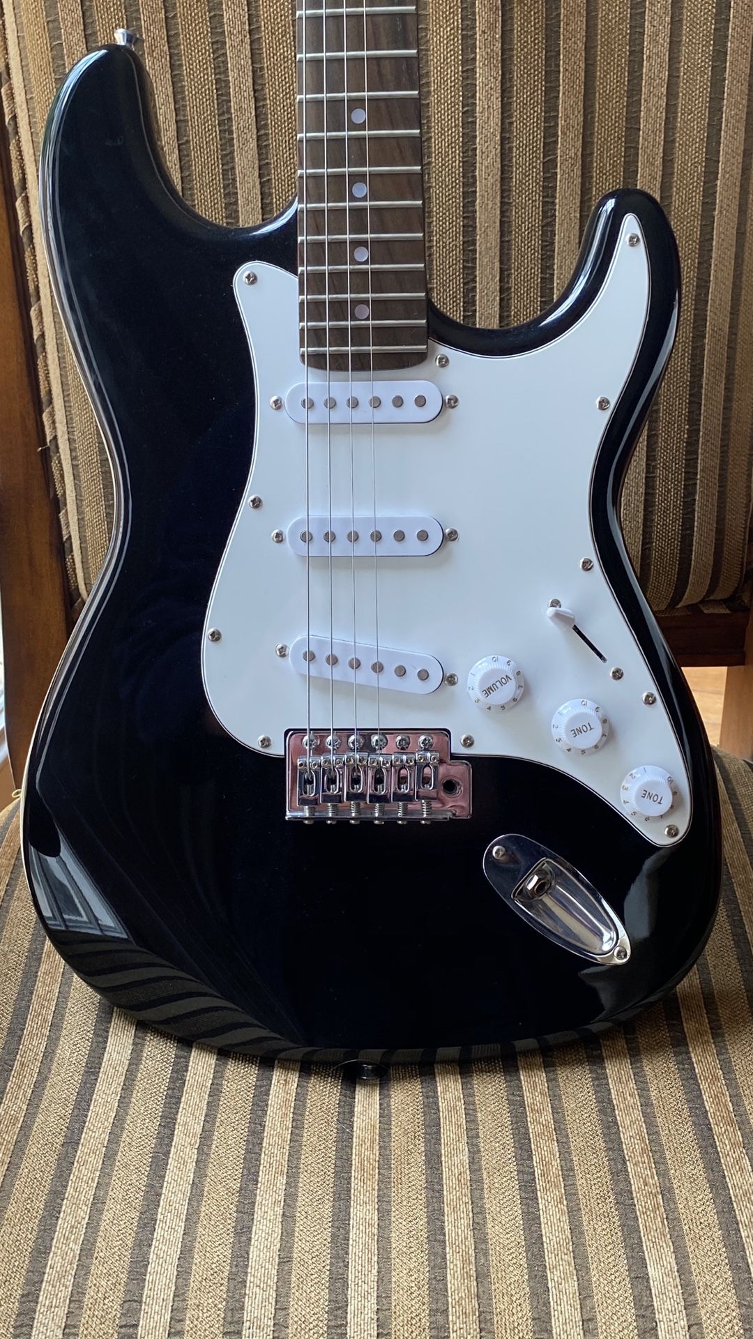 Hammer Slammer Electric Guitar