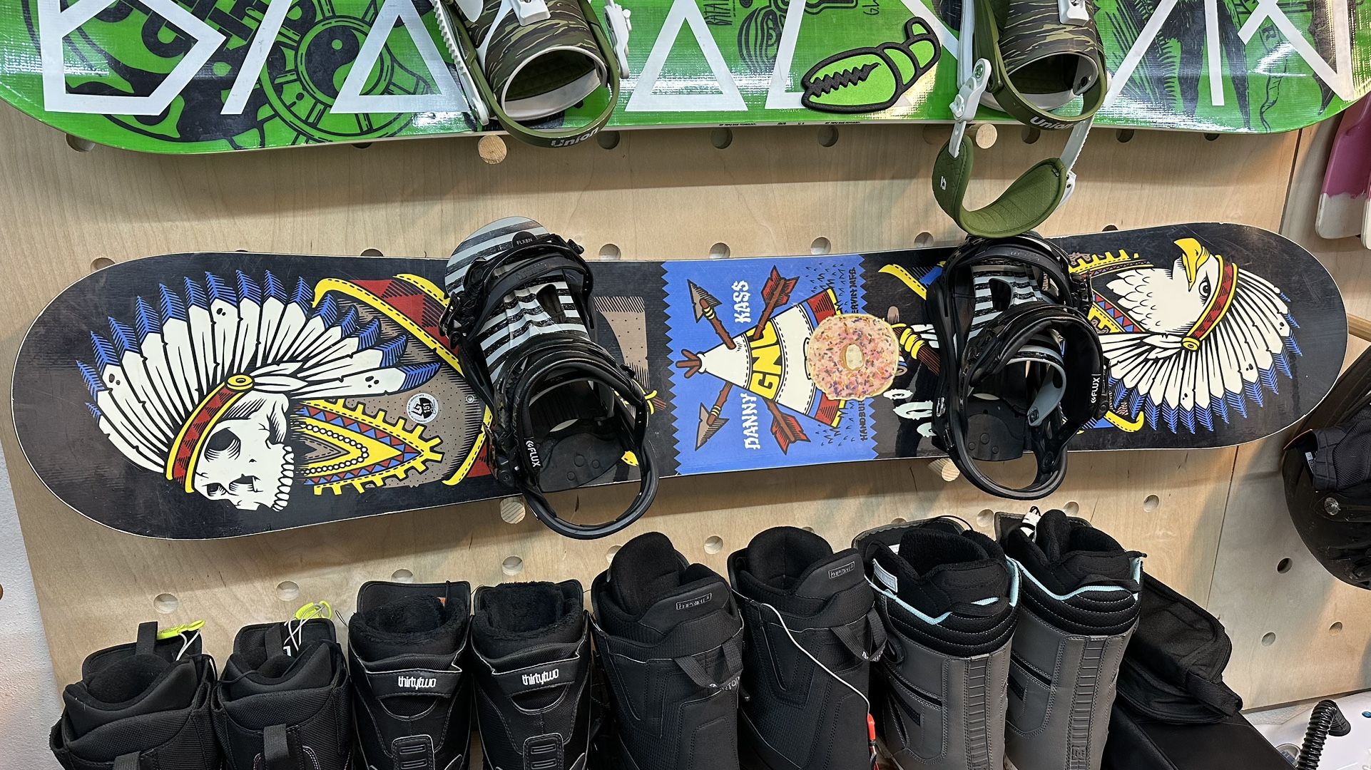 GNU Snowboard 151 Flux Bindings Danny Kass Pro Model Lib Tech Snow