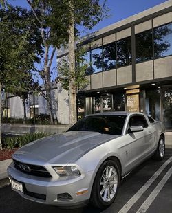 2010 Ford Mustang V6 4.0 Automatic – Clean Title
