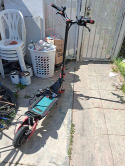 Electric scooter.
