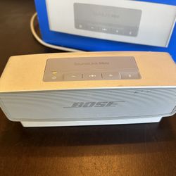 BOSE Soundlink II Bluetooth Speaker