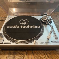 Record Player - Audio Technica LP120