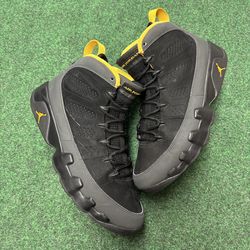 JORDAN 9 DARK CHARCOAL UNIVERSITY GOLD SIZE 10.5