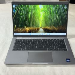 Laptop Dell Latitude 5440 i7 13th Generation Price is Firm  Read Description Good condition 