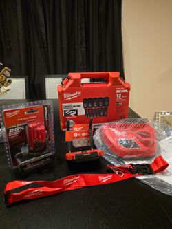 Milwaukee Tool & Accessory Bundle – M12 Battery, Socket Set, PACKOUT Light & More – $200