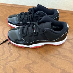 Nike Air Jordan 11 Retro Low "Bred"