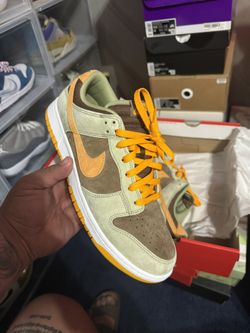 Nike Dunks 