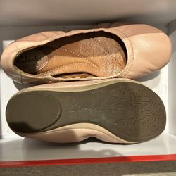 Clark’s Leather Ballet Flat