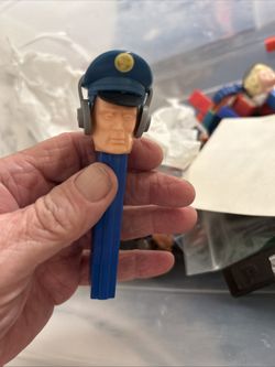 Vintage Pez Dispensers About 200 Of Them Cool Ones mostly early No Feet !!!  Nice Collection !!