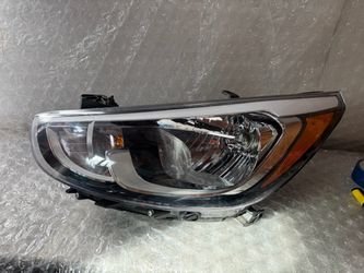 2015 2016 2017 Hyundai Accent Left Driver side Headlight