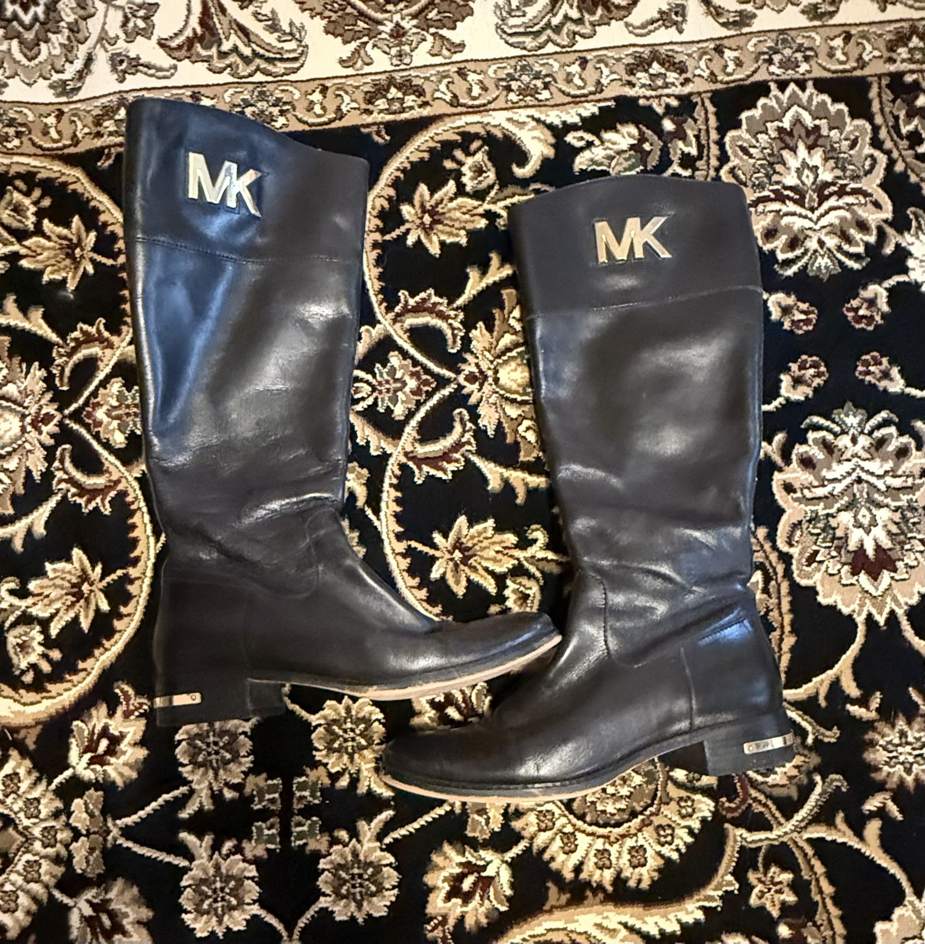 Black Women’s leather Riding Boots Size 8