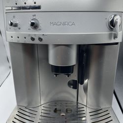 DeLonghi Magnifica Automatic Espresso Coffee Machine Maker - ESAM3300 Tested