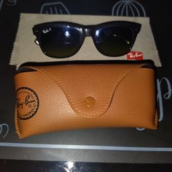 Ray Bans Perfect Condition 