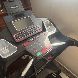 Treadmill 
