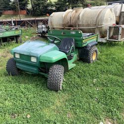 4x2 John Deere Gator