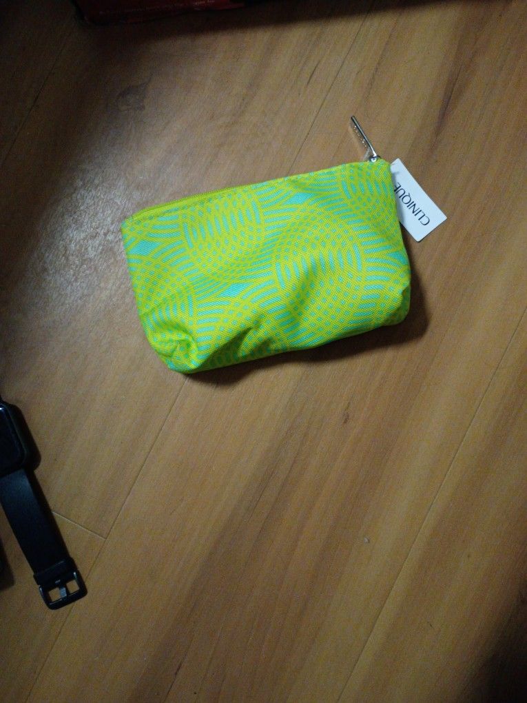 Clinique Gift Pouch