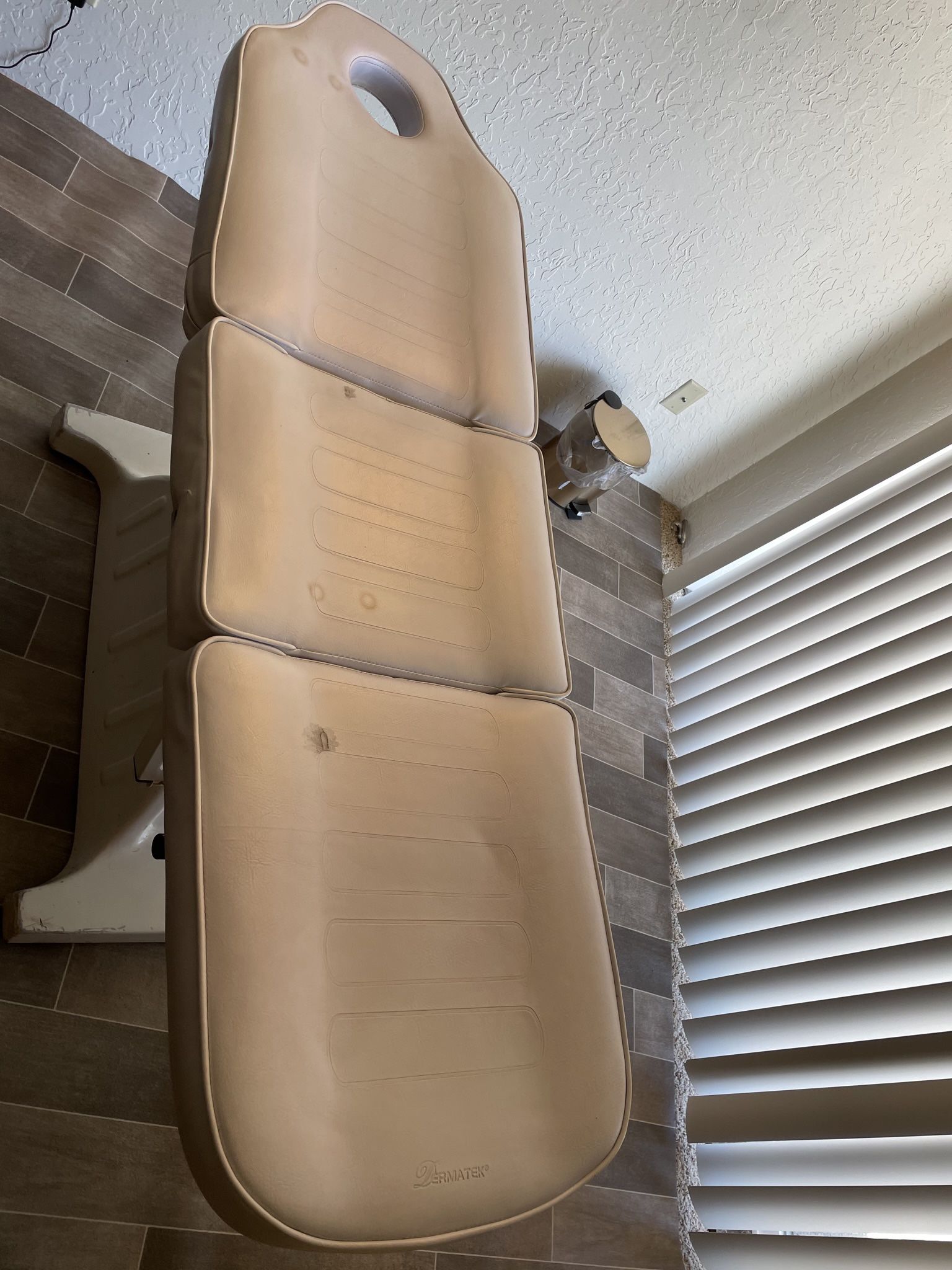 Esthetics/Tattoo Bed