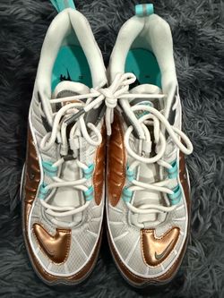 Women's Nike Air Max shoes, size 11.5