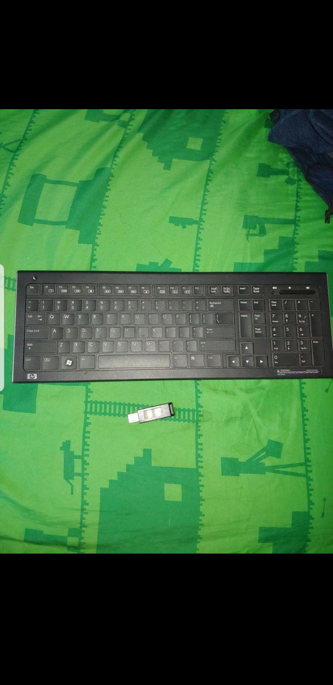 Computer wireless keyboard