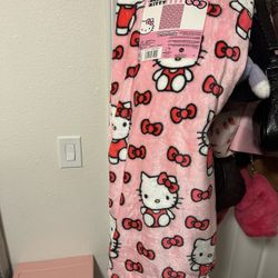 Hello Kitty Blanket 