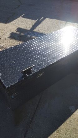 Big tool box with keys clean