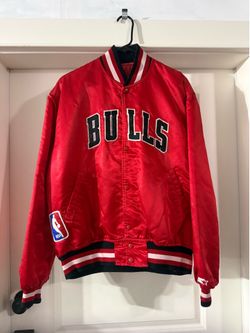 Late 80s Chicago Bulls Satin Starter jacket size men’s Large