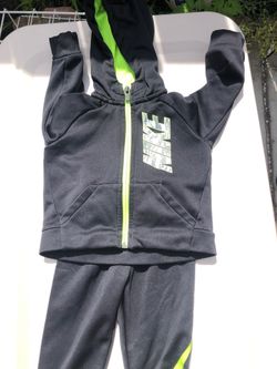 Nike 18 M