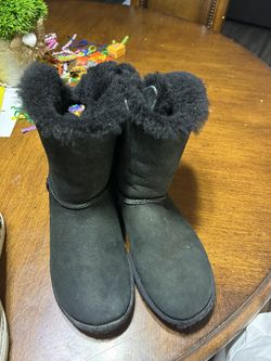 Women’s lace up Ugg Boots
