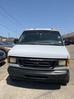 2004 Ford E-250