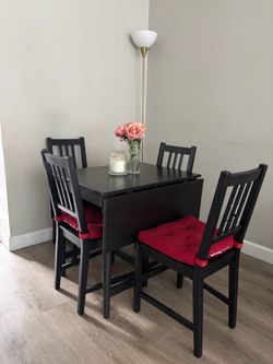 Black Drop-Leaf Dining Table with 4 Chairs