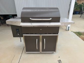 Traeger Pellet Grill with Cabinet Base