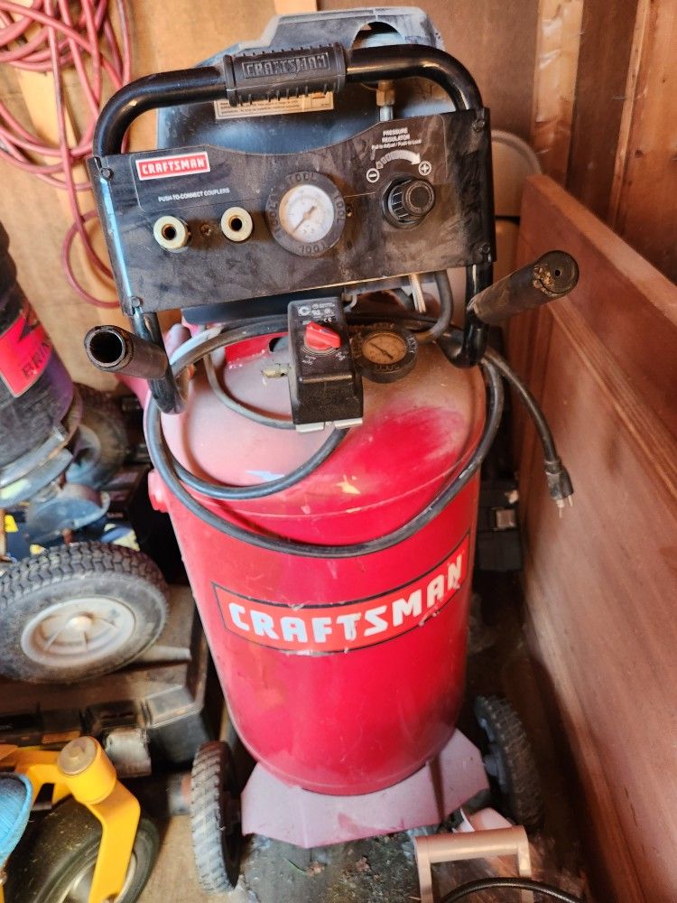 33 Gallon Air Compressor for Sale in Elwood IL OfferUp