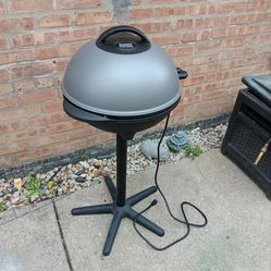 GEORGE FOREMAN INDOOR/ OUTDOOR ELECTRIC GRILL