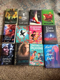 Trade Size and Hardback Clean Out!