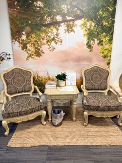 Large Brown arm chair pair with table