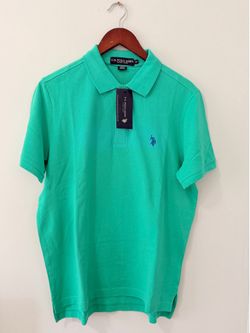 U.S. Polo Assn. polo shirt men’s a two-button placket and a classic embroidered pony logo on the chest size M