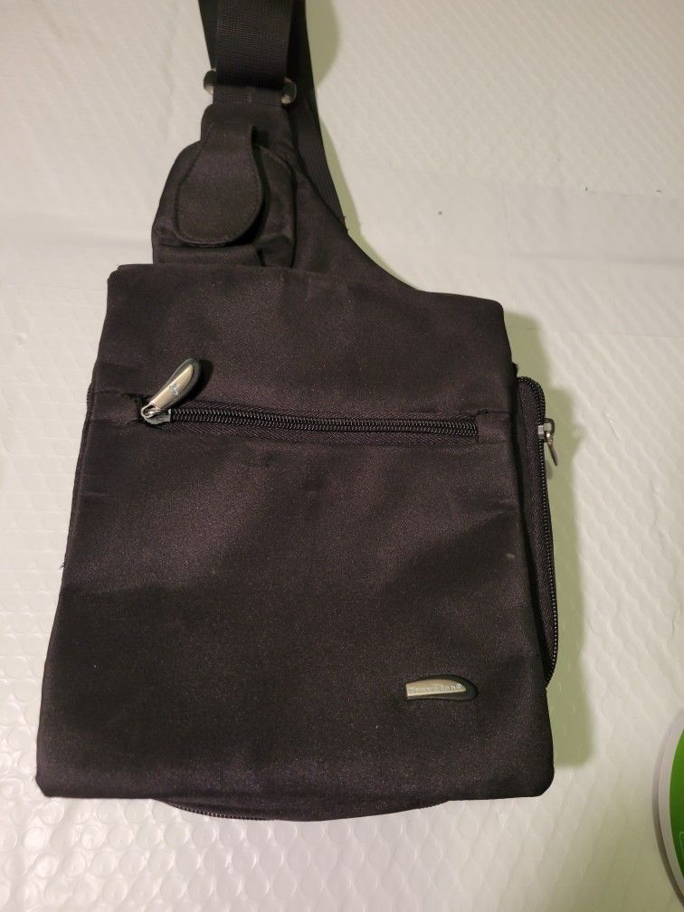 Travelon Crossbody Messenger Bag