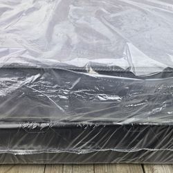 9" thick Queen Smooth Top Set