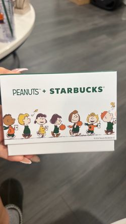 Starbucks snoopy ceramic mug