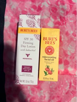 NIB 2pc Bundle Burt’s Bees firming lotion & rejuvenating oil set