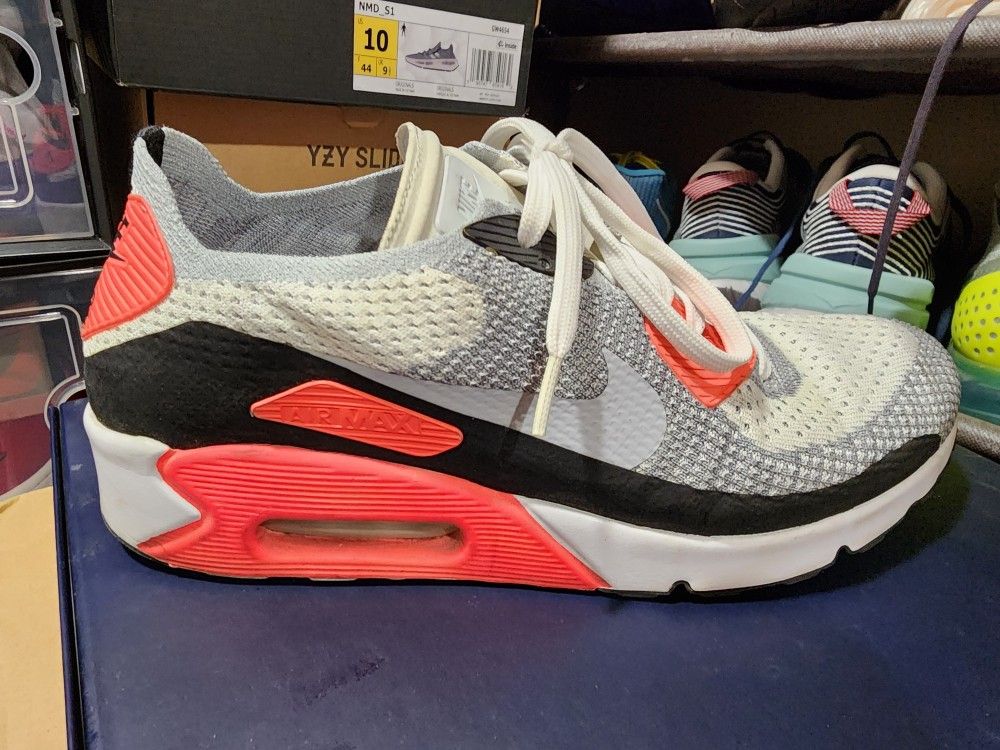 Nike 90 Air Max Flyknit Sz 10