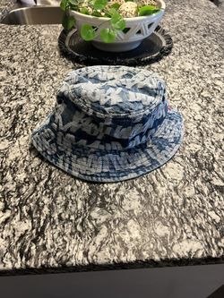 Supreme Bucket Hat for Sale in Milwaukee, WI - OfferUp