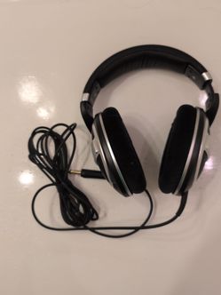 Sennheiser HD 599 SE, Open-back, comfortable fit, audiophile-grade, balanced natural sound
