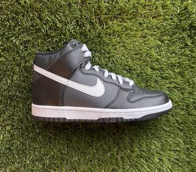 Nike Dunk High “Black Panda”
