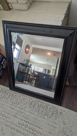 Hangable Wall Mirror