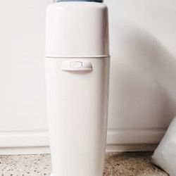 Diaper Genie + Refill