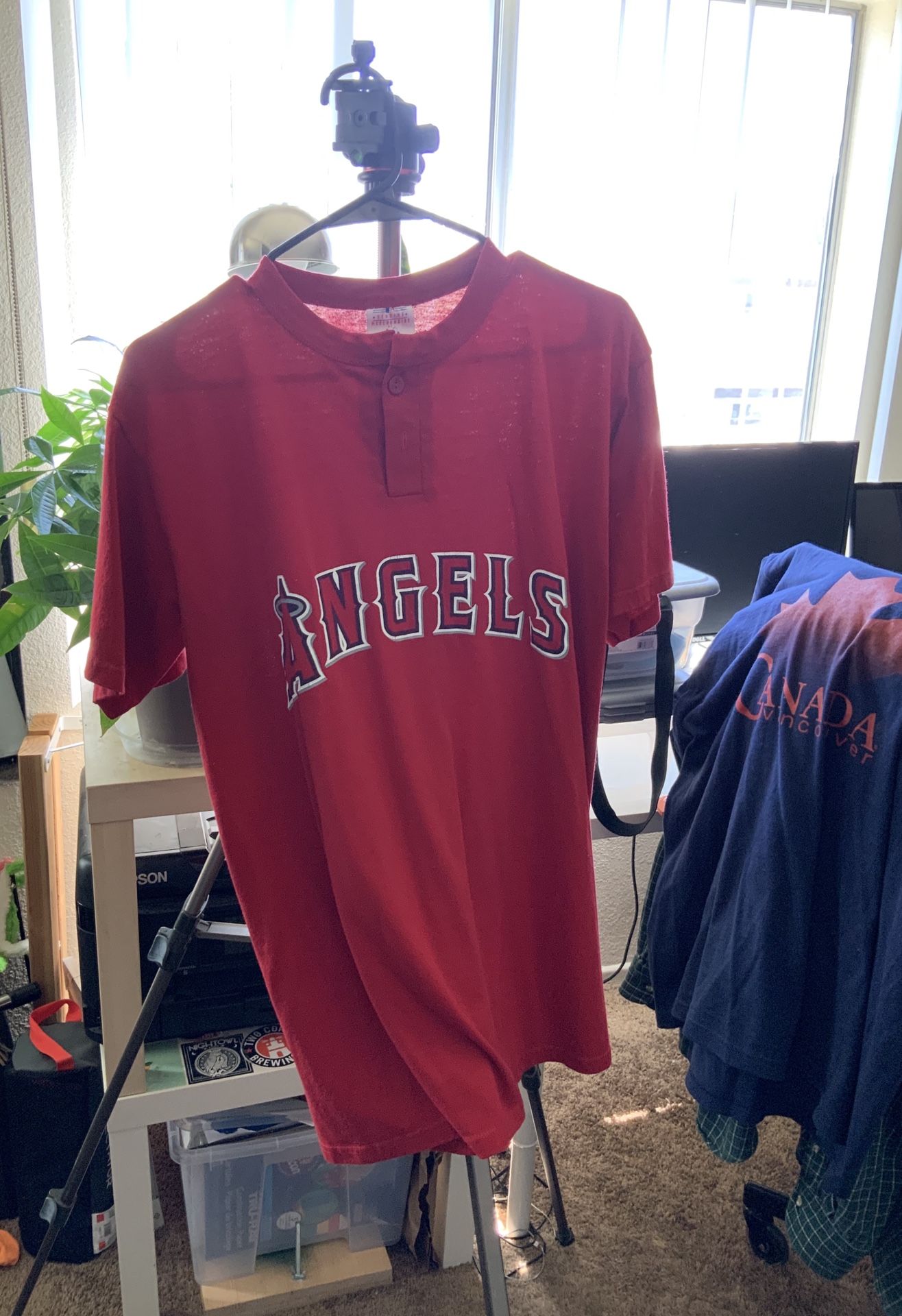 Angels Majestic Thrift shirt (M)
